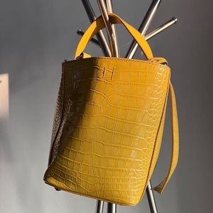 Cute yellow purse with pouch